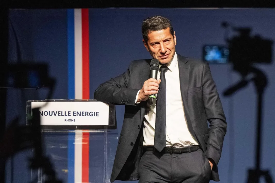 photo https://figurespubliques.fr/2024/03/david-lisnard-offre-un-meeting-energetique-a-lyon/