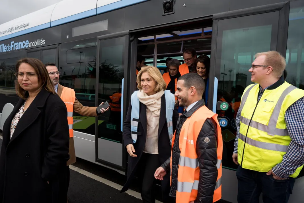 JO Paris 2024 : Valérie Pécresse assure que le passe Navigo ne subira pas d’augmentation cet été