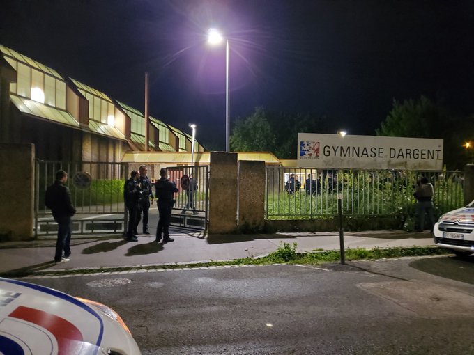 Expulsion de 170 sans-abri, dont 70 enfants, d’un gymnase à Lyon