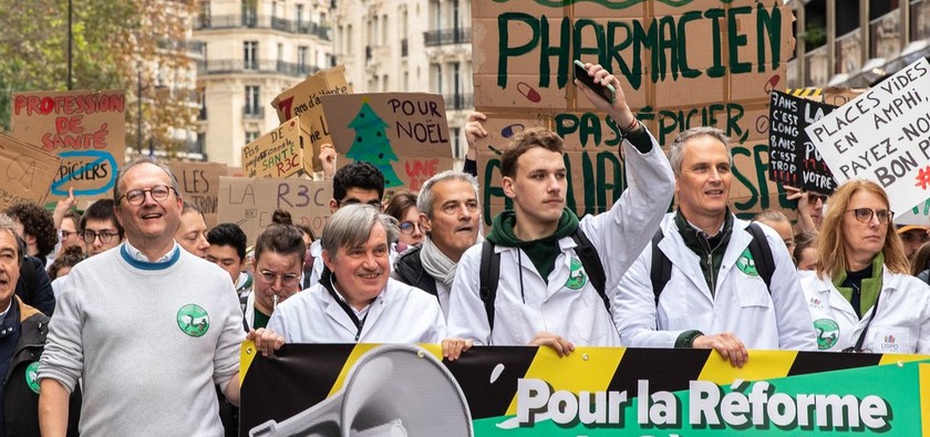 Grève massive des pharmaciens : « Il n’y a plus de médicaments et les officines ferment »