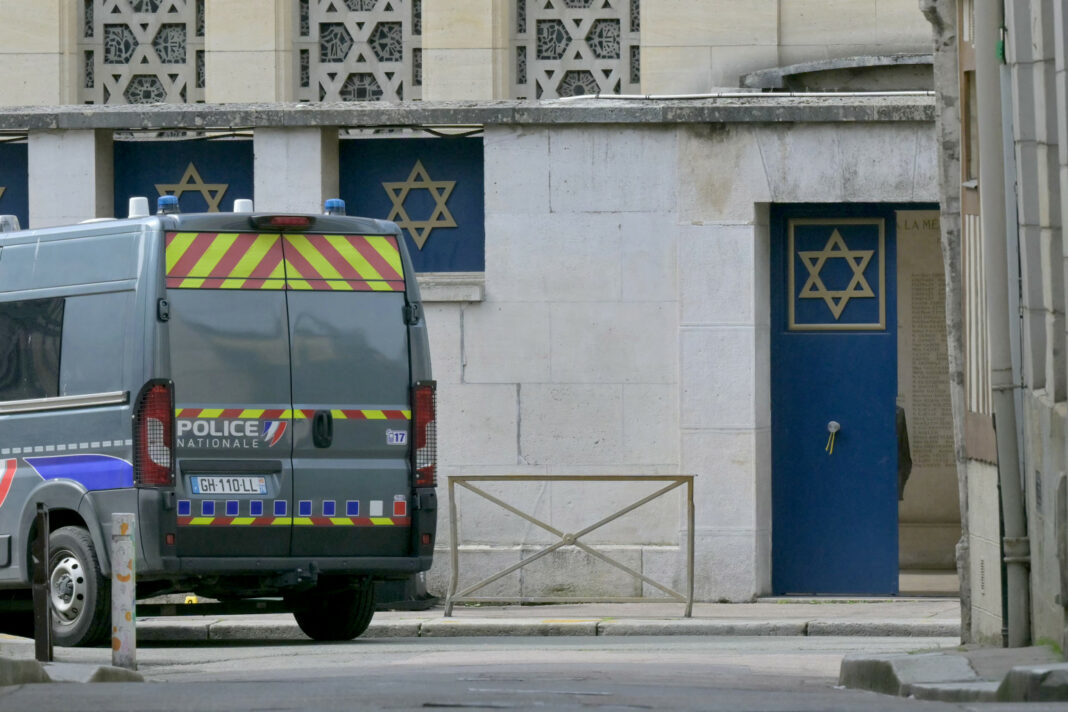 Rouen : Un homme armé abattu alors qu'il tentait de mettre le feu à une synagogue