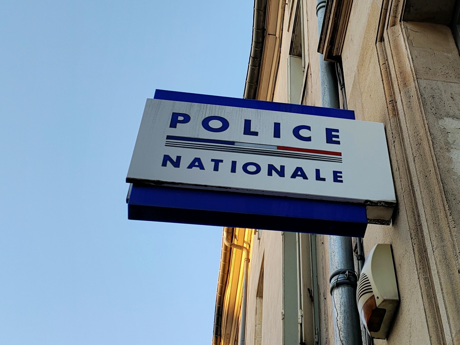 Tragédie à Dijon : Mort brutale de Grégory, 22 ans, enquête en cours