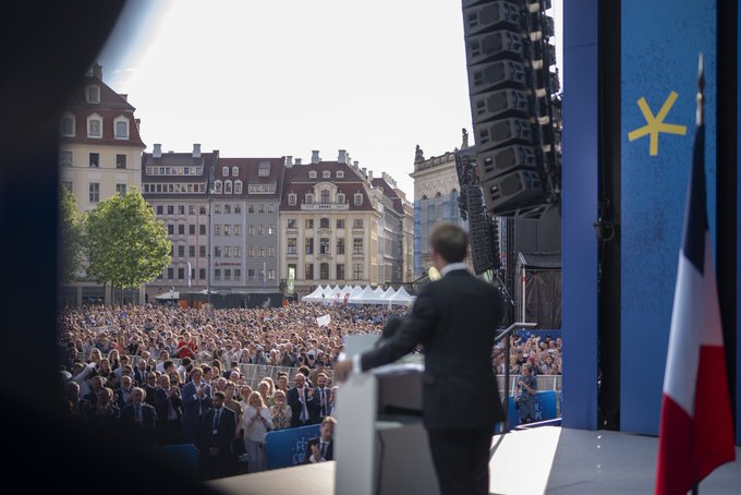 Article 16 : Macron et la peur d'une dictature temporaire en France