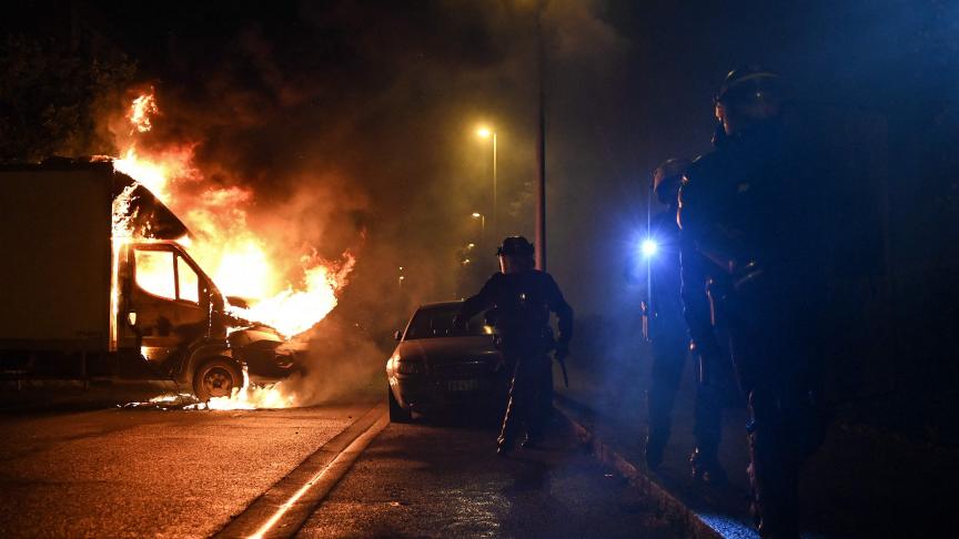 Législatives 2024 : Préoccupations croissantes face au risque d'émeutes en France