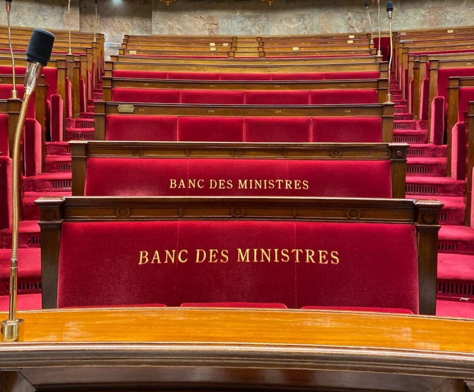 Les Écologistes Déposent une QPC pour Clarifier le cumul des mandats de Ministre et Député