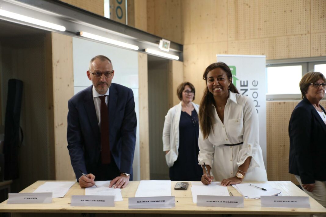 Saint-Étienne Métropole : Signature du Contrat de Ville 2024-2030 pour l'amélioration des quartiers prioritaires