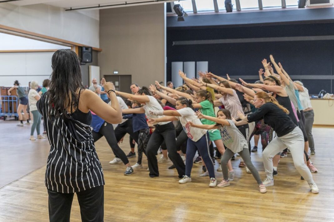 Antropoceno, le spectacle qui fait danser les amateurs