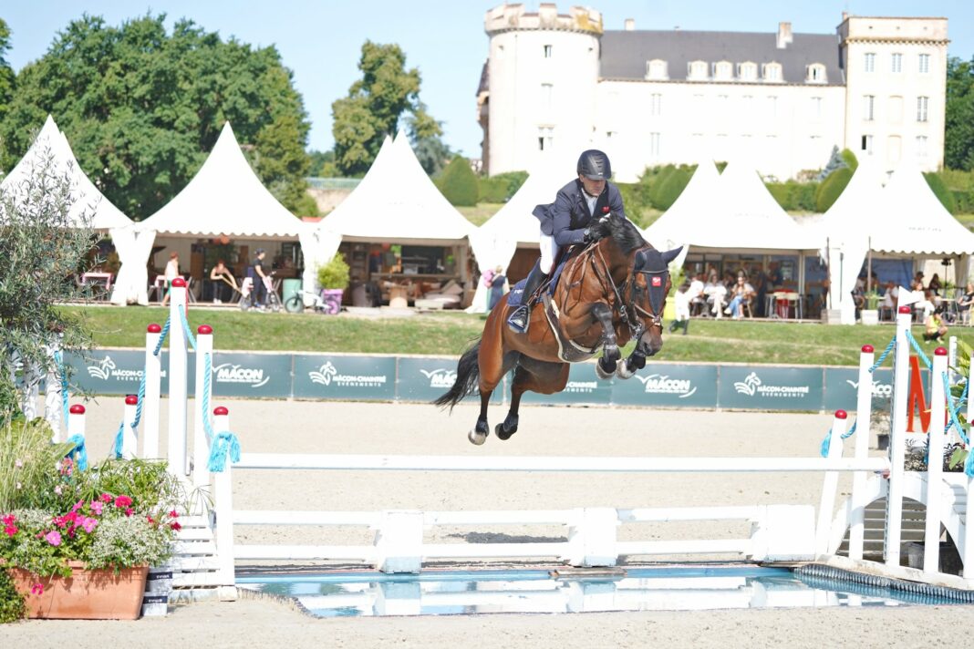 Paris 2024 : Un cavalier roannais à Versaille