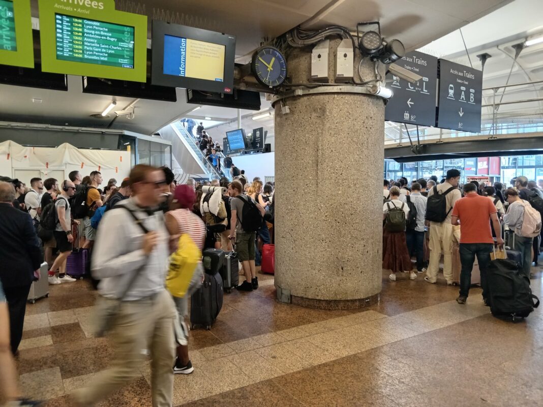 Tornade en Bourgogne : les TGV Paris-Lyon paralysés, reprise progressive du trafic