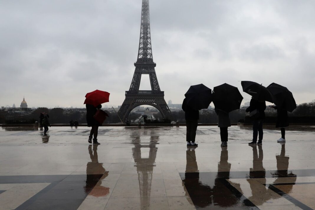 Île-de-France : alerte aux pluies violentes, des inondations possibles