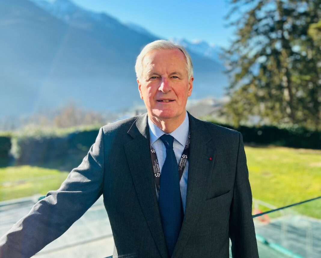 Michel Barnier, nommé Premier ministre dans un contexte politique explosif