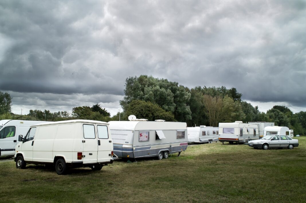 Moselle : Exaspération des maires face aux installations illégales des gens du voyage, 