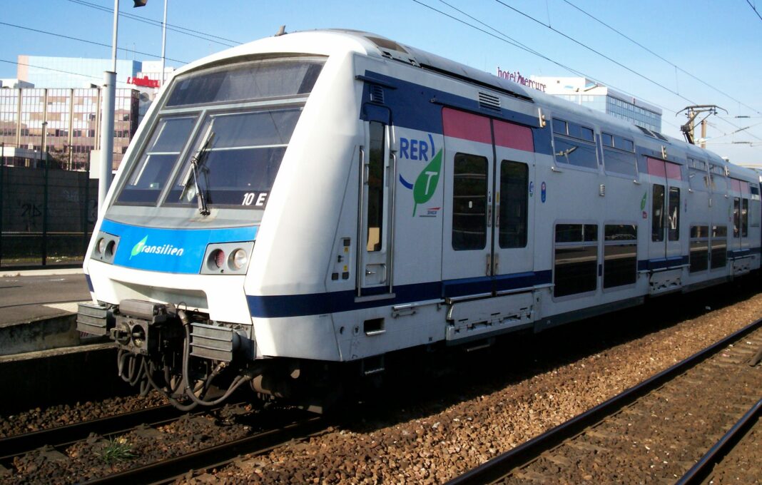 Seine-et-Marne : bagarre à la hache dans le RER E, quatre personnes blessées